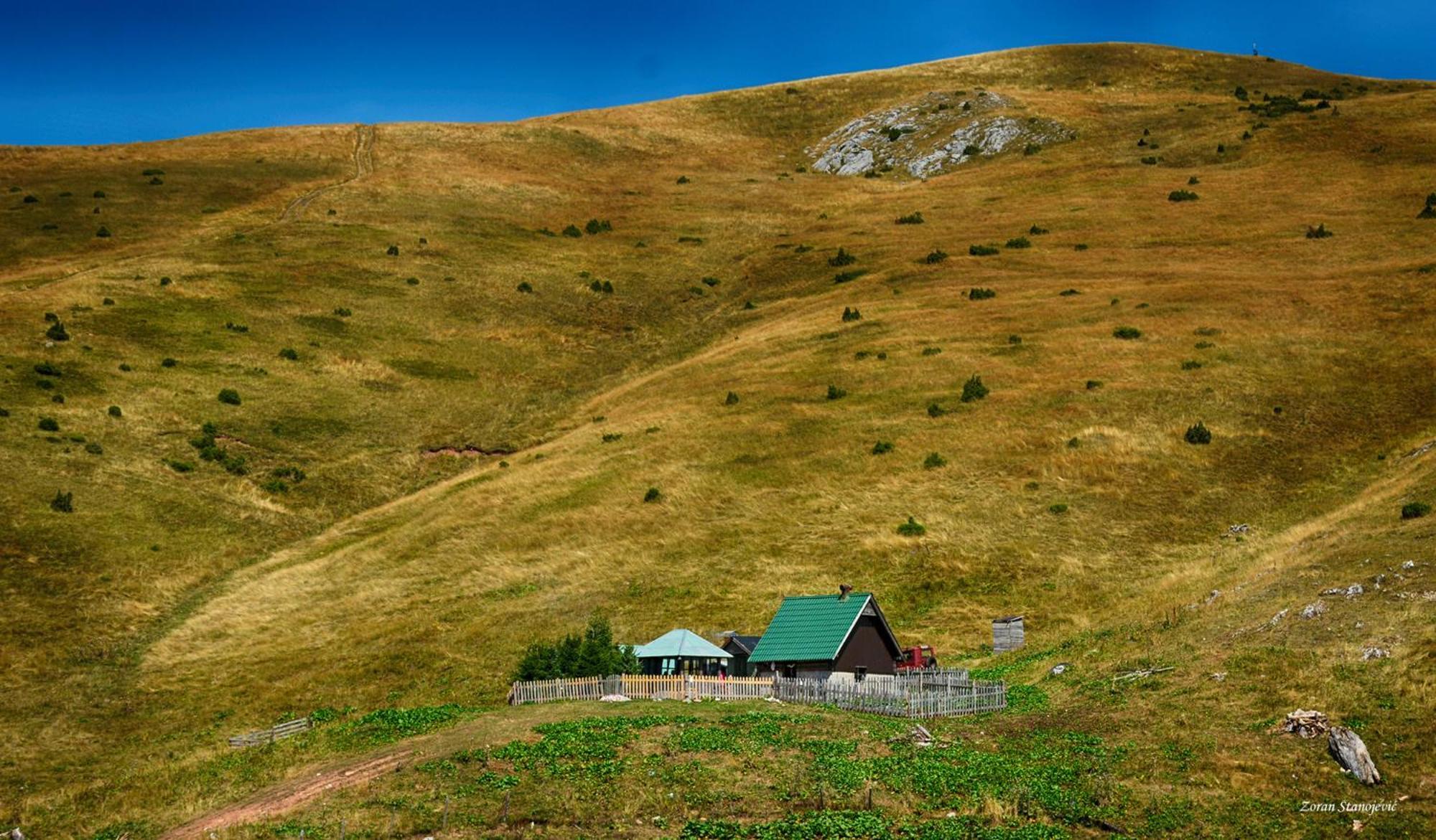 Camp Divlja Rijeka Hotel Hum Ngoại thất bức ảnh