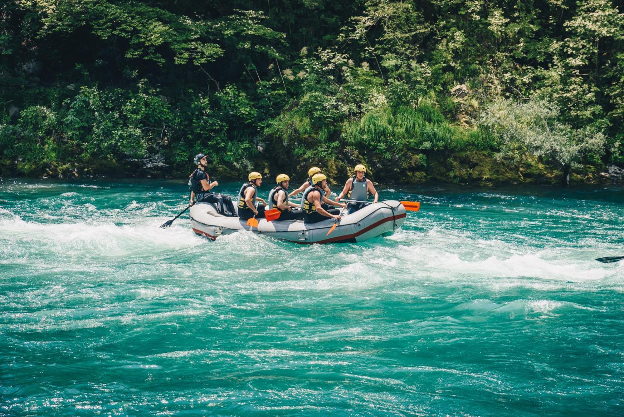 Camp Divlja Rijeka Hotel Hum Ngoại thất bức ảnh