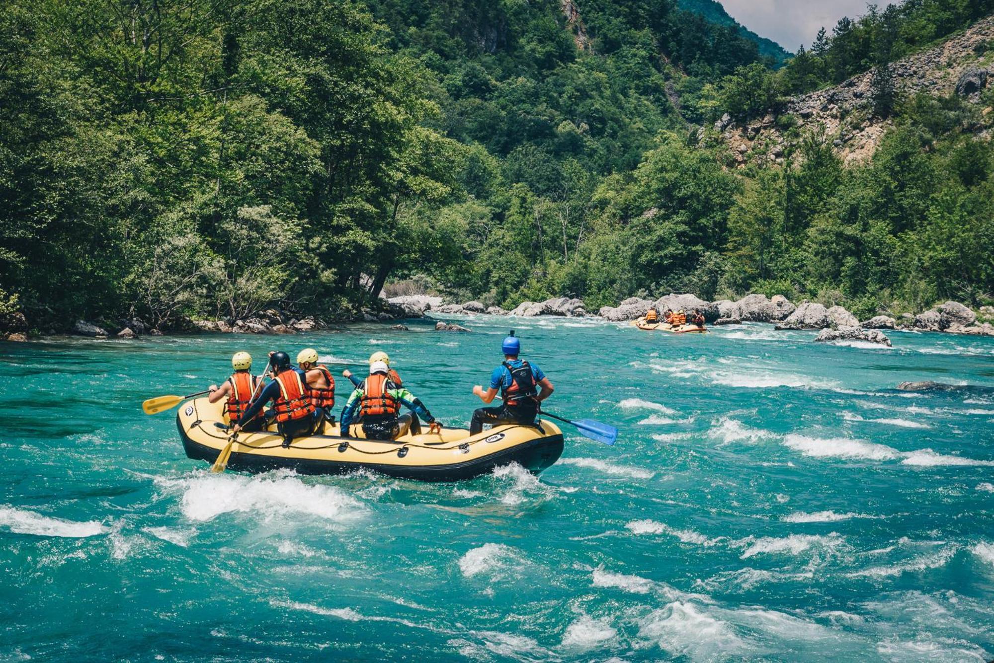 Camp Divlja Rijeka Hotel Hum Ngoại thất bức ảnh