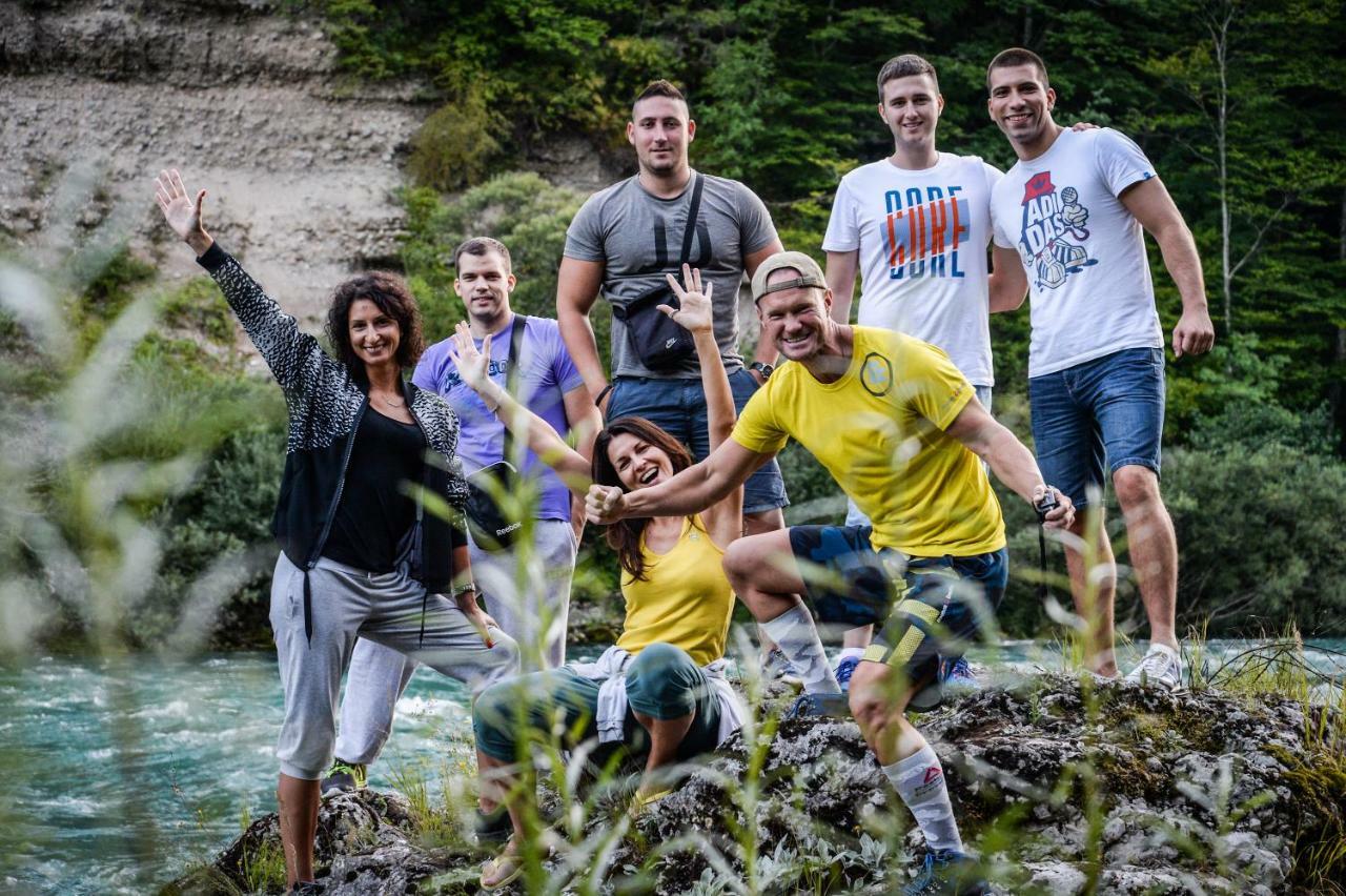 Camp Divlja Rijeka Hotel Hum Ngoại thất bức ảnh